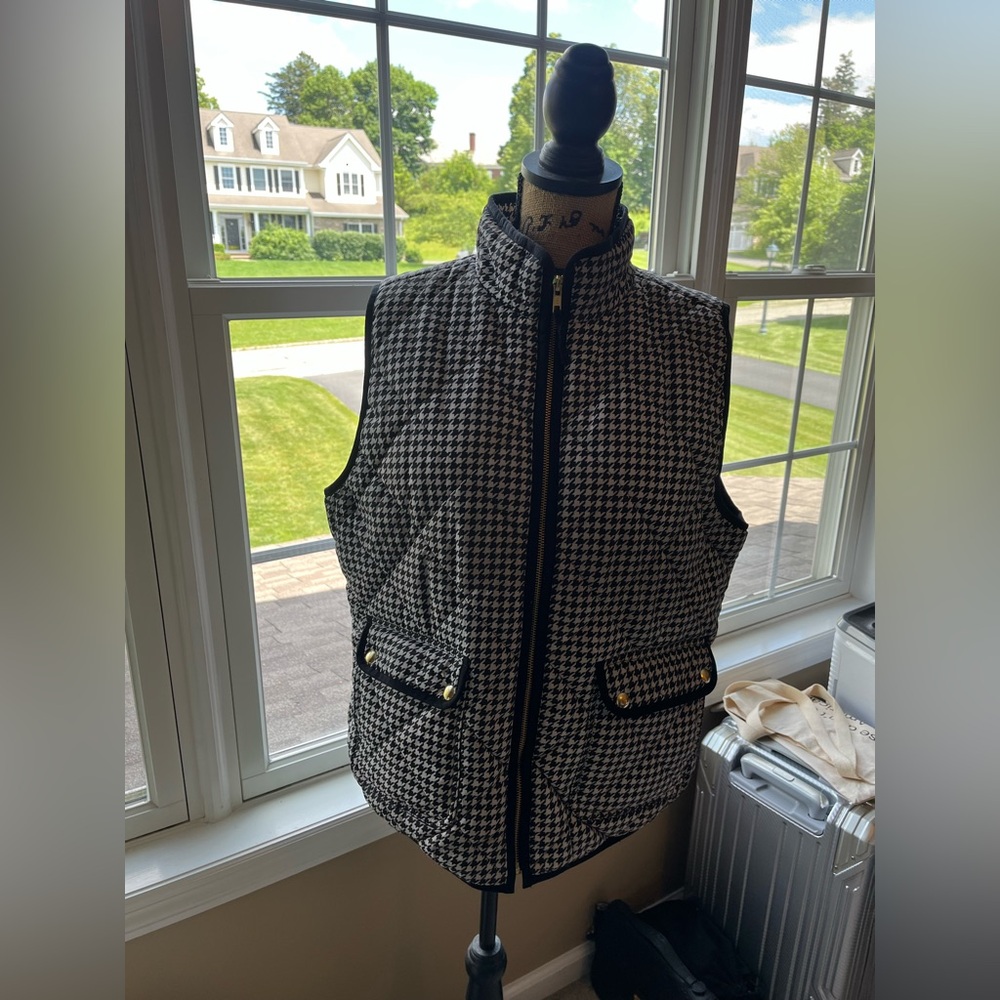 J. Crew Black and White Houndstooth Vest